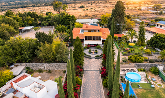 Foto de inmueble en , Col. Campestre Huertas la Joya C.P. 76235, Querétaro