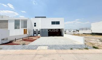Foto de inmueble en Calle Tulum, Col. Campestre Juriquilla C.P. 76226, Querétaro