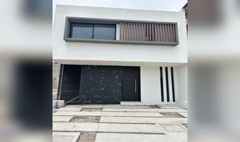 Foto de inmueble en Blvd. Lago de Xochimilco, Col. Capital Sur C.P. 76246, El Marqués
