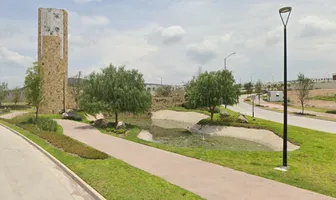Foto de inmueble en Cerrada Lago de Pátzcuaro #200, Col. Capital Sur C.P. 76246, El Marqués