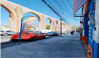 Foto de inmueble en Calzada de los arcos, Col. Carretas C.P. 76050, Querétaro