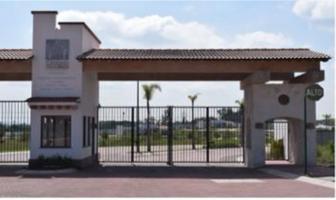 Foto de inmueble en ESQUINA, Col. Carretas C.P. 76050, Querétaro