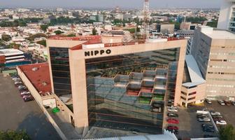 Foto de inmueble en Avenida Tecnológico, Col. Centro C.P. 76000, Querétaro