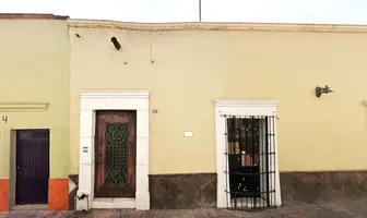 Foto de inmueble en Centro Historico Calle Mariano Escobedo #1, Col. Centro C.P. 76000, Querétaro