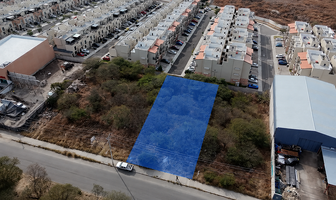 Foto de inmueble en Prolongación Bernarno Quintana, Col. Ciudad del Sol C.P. 76116, Querétaro