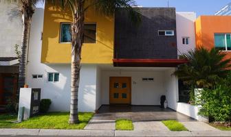 Foto de inmueble en Blvd. Centro Sur, Col. Claustros del Sur C.P. 76093, Querétaro