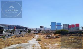 Foto de inmueble en Terreno Comercial de 3,974m2 en Venta / Renta, en Centro Sur, Col. Claustros del Sur C.P. 76093, Querétaro