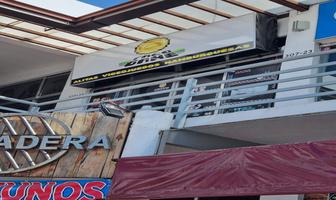 Foto de inmueble en Avenida Candiles 307-local 0, Col. Colinas del Sur C.P. 76903, Corregidora