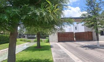 Foto de inmueble en LAGO PATZCUARO, Col. Cumbres del Lago C.P. 76230, Querétaro