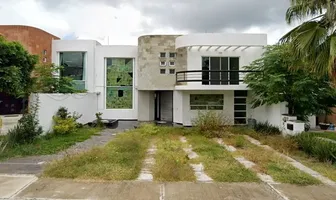 Foto de inmueble en LAGO PATZCUARO #712, Col. Cumbres del Lago C.P. 76230, Querétaro