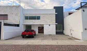 Foto de inmueble en Lago Ostión 100, Col. Cumbres del Lago C.P. 76230, Querétaro