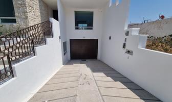 Foto de inmueble en calle -, Col. Cumbres del Lago C.P. 76230, Querétaro