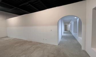 Foto de inmueble en AV CAMPANARIO, Col. El Campanario C.P. 76146, Querétaro