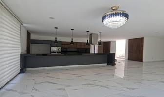 Foto de inmueble en AVENIDA DE LOS SANTOSS, Col. El Campanario C.P. 76146, Querétaro