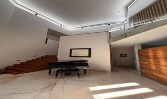 Foto de inmueble en Avenida campanario, Col. El Campanario C.P. 76146, Querétaro