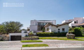 Foto de inmueble en Casa en Venta en El Campanario, con Hermosa Vista al Campo de Golf #556, Col. El Campanario C.P. 76146, Querétaro