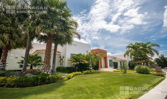 Foto de inmueble en Casa en Venta en  El Campanario, de un Solo Nivel con 2,245 m2 de Terreno, Col. El Campanario C.P. 76146, Querétaro