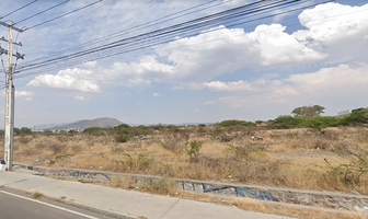 Foto de inmueble en Avenida Mexico, Col. El Capricho C.P. 76805, San Juan del Río