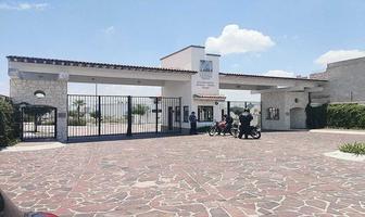 Foto de inmueble en AV LOS ENCINOS, Col. El Marqués C.P. 76047, Querétaro