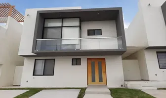 Foto de inmueble en CIRCUITO GOLONDRINAS #65, Col. El Marqués C.P. 76047, Querétaro
