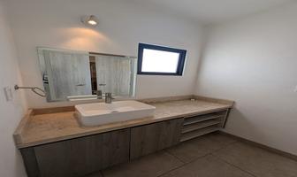 Foto de inmueble en palma datilera, Col. El Salitre C.P. 76127, Querétaro