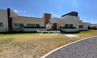 Foto de inmueble en Calzada San José, Col. Granjas Residencial de Tequisquiapan C.P. 76790, Tequisquiapan