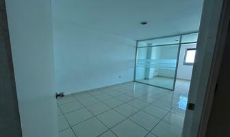 Foto de inmueble en Prol. Zaragoza, Col. Jardines de La Hacienda C.P. 76180, Querétaro