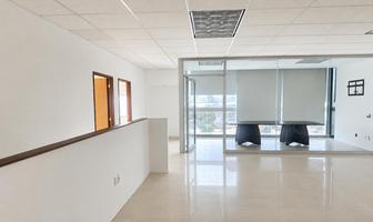 Foto de inmueble en 5 de Febrero, Col. Jurica Pinar C.P. 76100, Querétaro