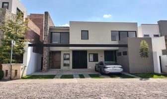 Foto de inmueble en Boulevard Arco de Piedra, Col. Jurica Pinar C.P. 76100, Querétaro