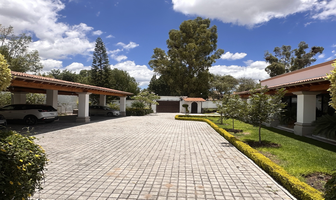 Foto de inmueble en SABINOS, Col. Jurica Pinar C.P. 76100, Querétaro