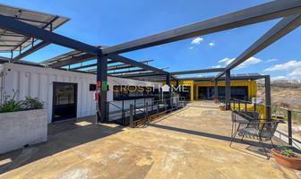 Foto de inmueble en ave. camelinas, Col. Jurica Pinar C.P. 76100, Querétaro