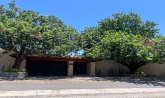 Foto de inmueble en los robles #1, Col. Jurica Pinar C.P. 76100, Querétaro