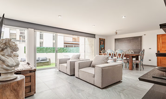 Foto de inmueble en Av. De las Torres, Col. Juriquilla C.P. 76226, Querétaro