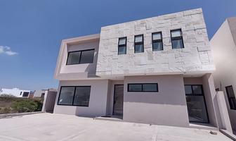 Foto de inmueble en Circuito Sayab #23, Col. Juriquilla C.P. 76226, Querétaro