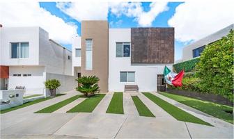 Foto de inmueble en Av. Santa Fe, Col. Juriquilla Santa Fe C.P. 76230, Querétaro