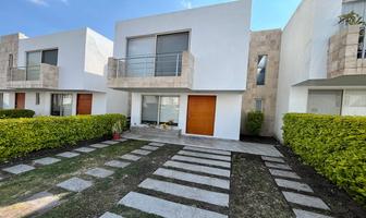 Foto de inmueble en Avenida Santa Fe, Col. Juriquilla Santa Fe C.P. 76230, Querétaro