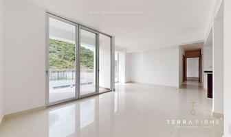 Foto de inmueble en tres vistas, Col. Juriquilla C.P. 76226, Querétaro
