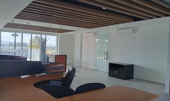 Foto de inmueble en Oficina Amueblada y Equipada Ubika Universidad, Col. La Piedad C.P. 76150, Querétaro