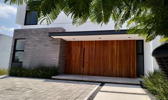 Foto de inmueble en Blvd Grand, Col. Loma Juriquilla C.P. 76226, Querétaro