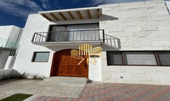 Foto de inmueble en Blvd Paseos del Pedregal, Col. Loma Juriquilla C.P. 76226, Querétaro