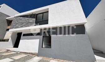 Foto de inmueble en Mclinley Lote 19, Col. Lomas de Juriquilla C.P. 76226, Querétaro