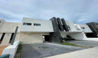 Foto de inmueble en PASEO DE LAS LOMAS, Col. Lomas de Juriquilla C.P. 76226, Querétaro