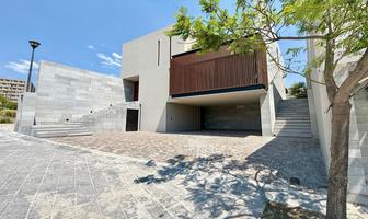 Foto de inmueble en Av. Campanario, Col. Lomas del Campanario II C.P. 76146, Querétaro