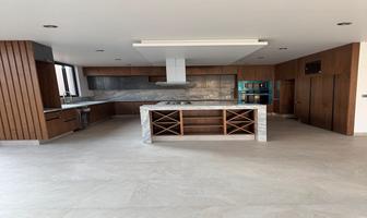 Foto de inmueble en Av. de los Santos, Col. Lomas del Campanario II C.P. 76146, Querétaro