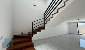 Foto de inmueble en Cerrada de San Luis, Col. Lomas del Campanario II C.P. 76146, Querétaro