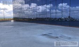 Foto de inmueble en Local en Venta Titanium Zona Campanario, con Vista Panorámica, Col. Lomas del Marqués C.P. 76146, Querétaro