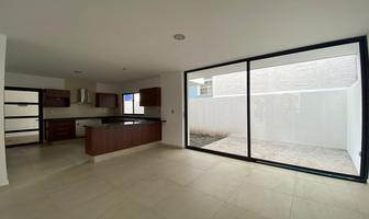 Foto de inmueble en Sendero del Retiro, Col. Milenio III Fase A C.P. 76060, Querétaro