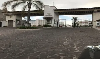 Foto de inmueble en AV. Vial 7 #S/N, Col. Pedregal de Schoenstatt C.P. 76904, Corregidora