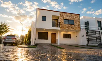 Foto de inmueble en Provincia Santa Elena, Col. Provincia Santa Elena C.P. 76177, Querétaro