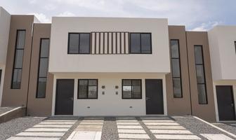 Foto de inmueble en Av. del Parque, Col. Puertas de San Miguel C.P. 76229, Querétaro